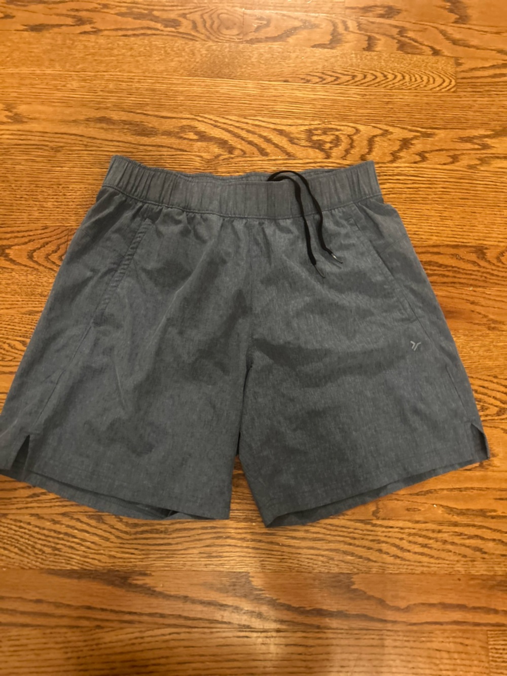 Old Navy Men’s Heathered Gray Active Shorts